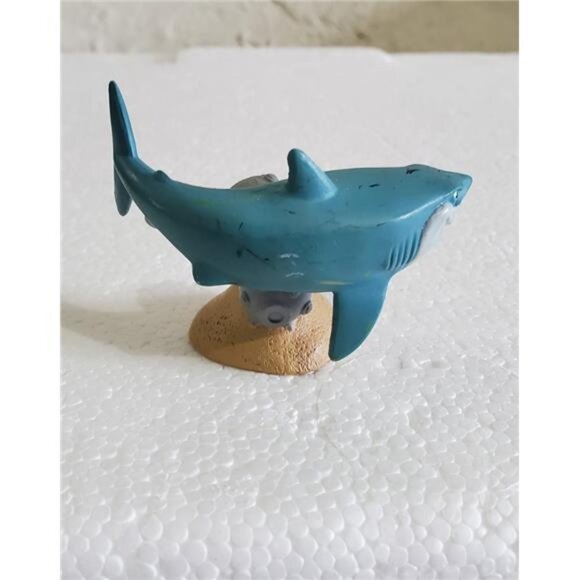 Disney Pixar Finding Nemo Bruce The Shark Figure Figurine Collection - Picture 3 of 6